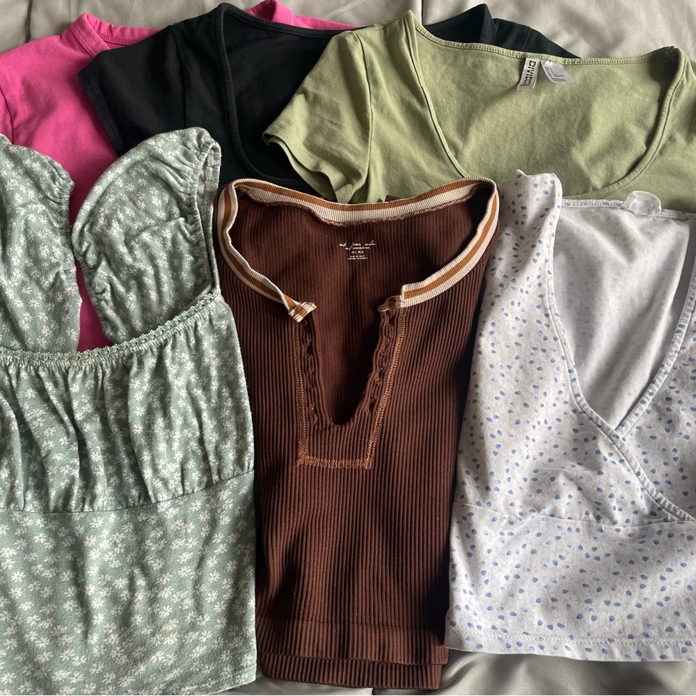 Cropped/ tiny shirt Bundle (6).
